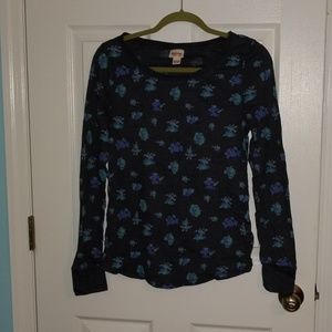 Beautiful blue flowers long sleeve top